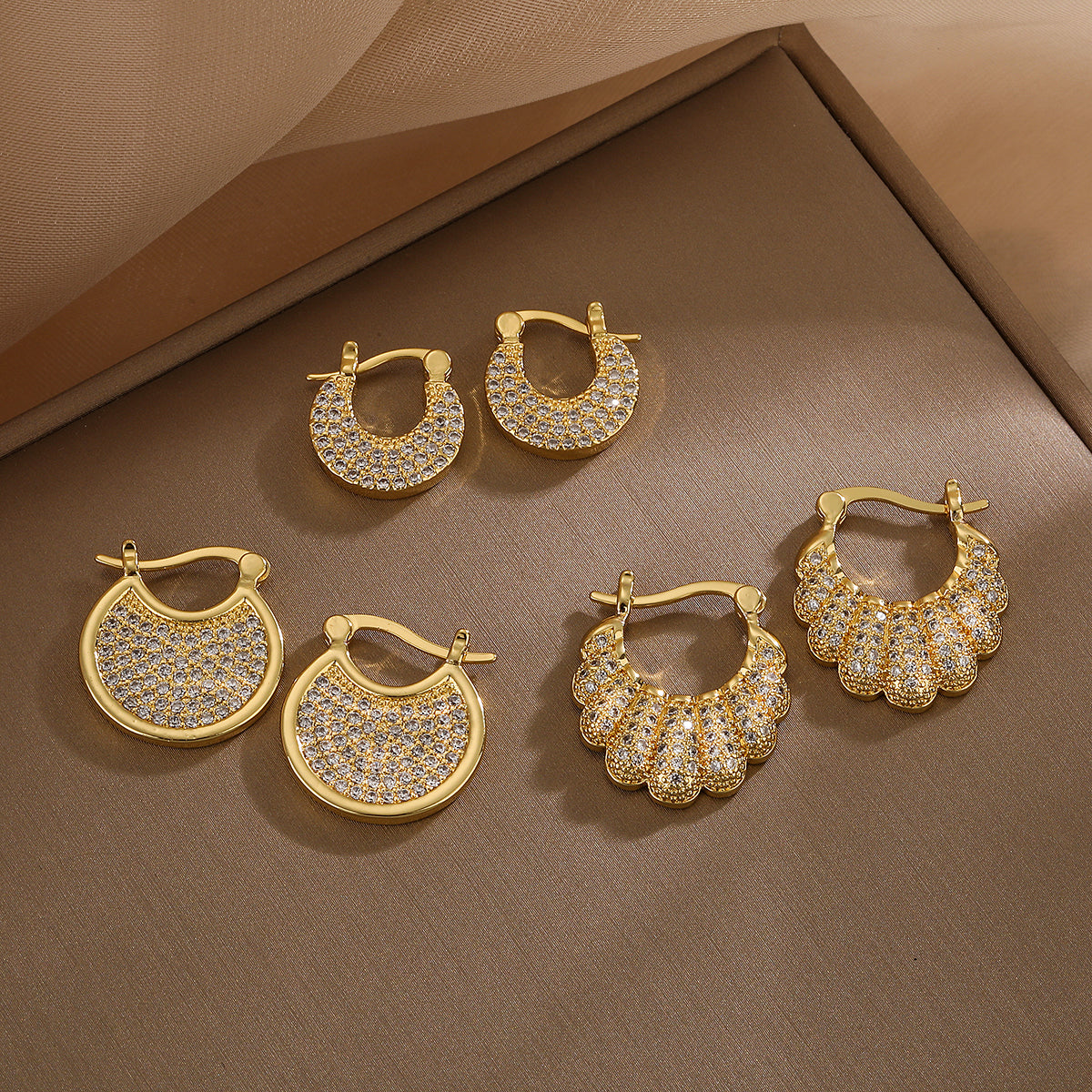 Micara - Croissants scintillants - Boucles d'oreilles