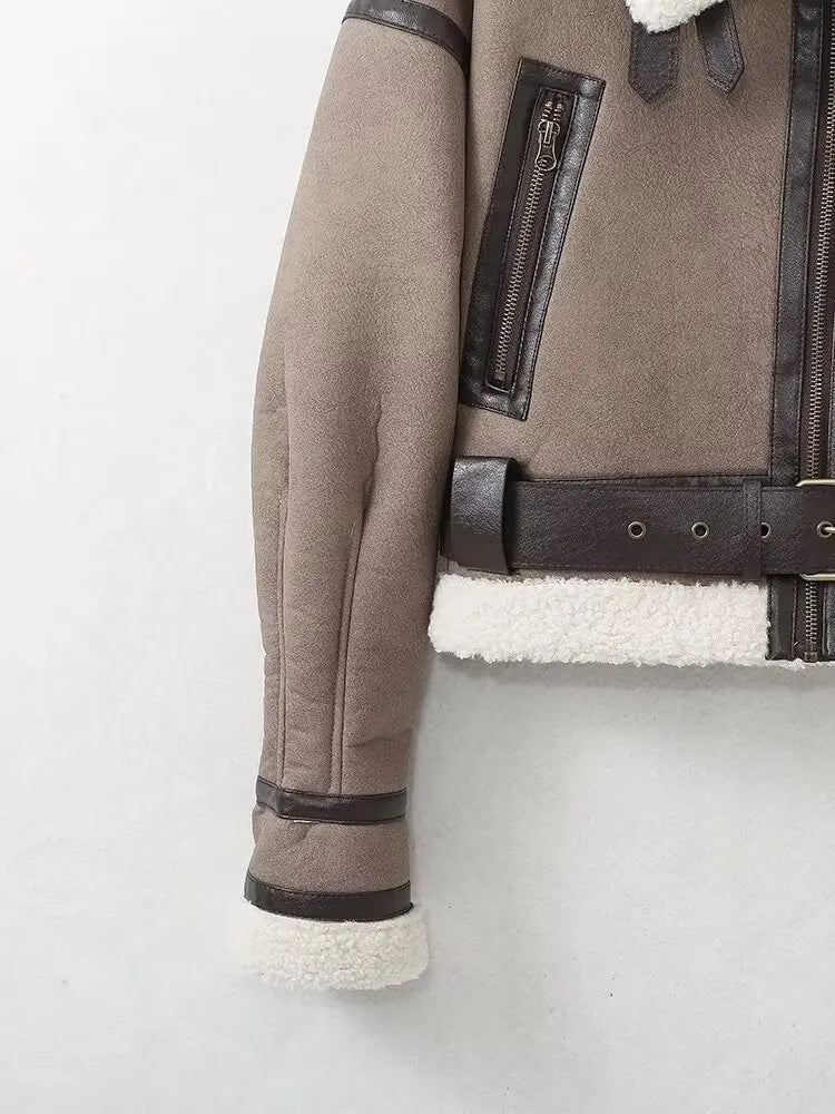 Zoé | Veste chaude en peau lainée pour femme avec ceinture 