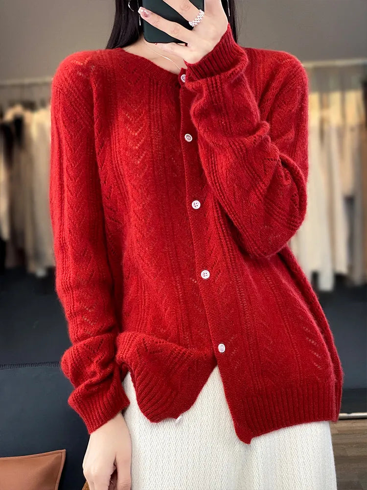 Cardigan en maille douce avec motif torsadé