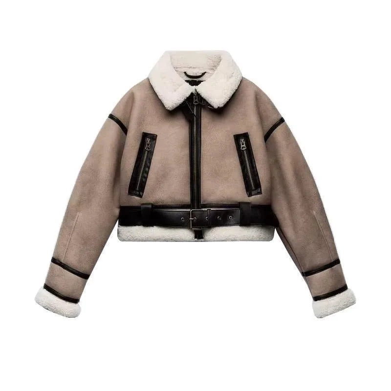 Zoé | Veste chaude en peau lainée pour femme avec ceinture 