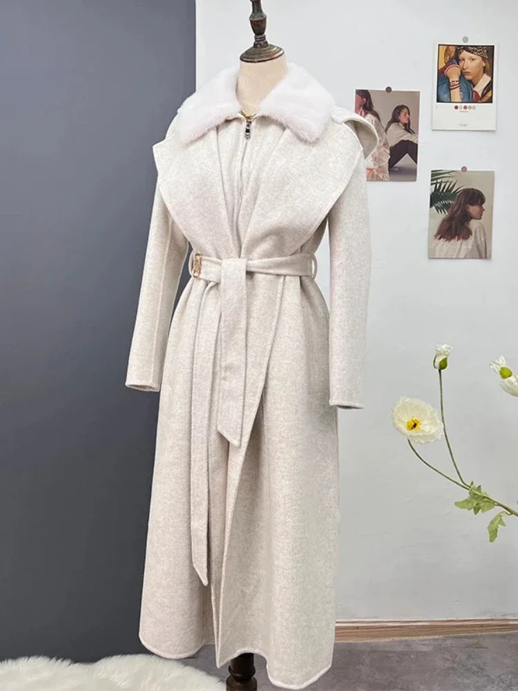 Wehlia | Veste d'hiver pour femme avec col et capuche en fourrure de vison véritable