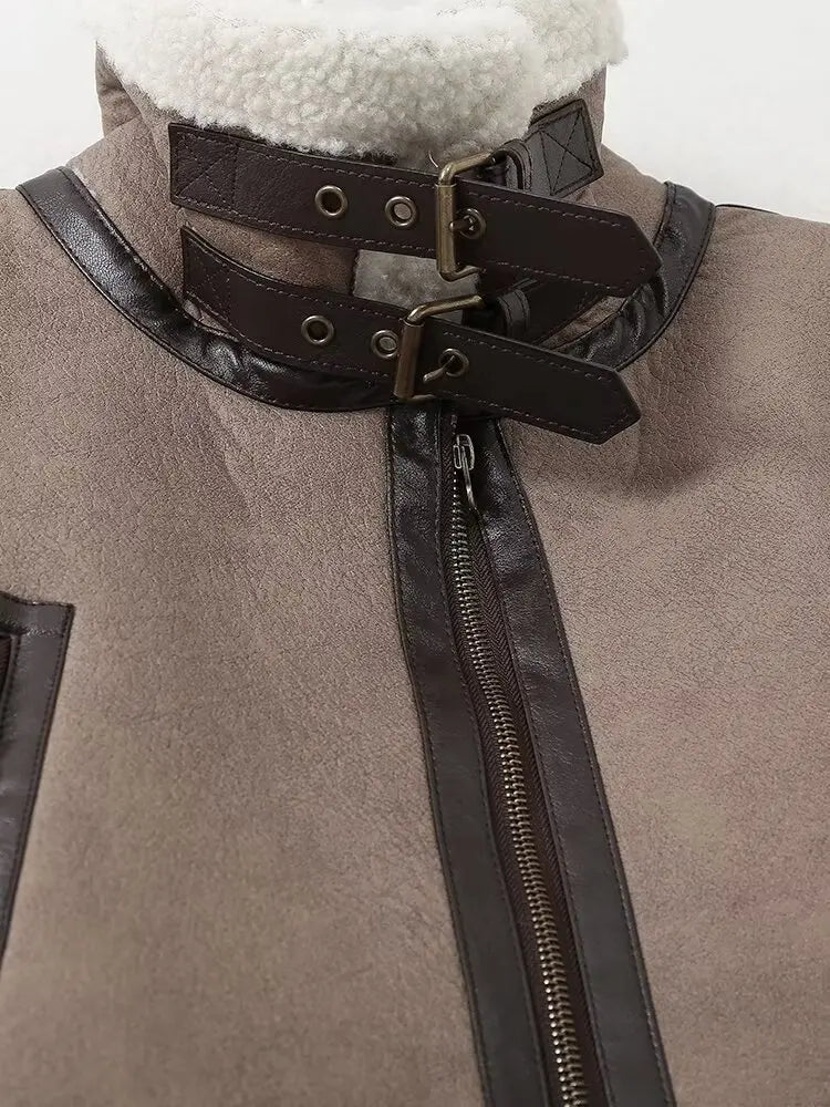 Zoé | Veste chaude en peau lainée pour femme avec ceinture 