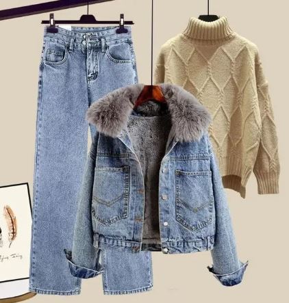 Wivarael | Ensemble trois pièces composé d'un jean, d'une veste en jean et d'un pull en maille à col montant