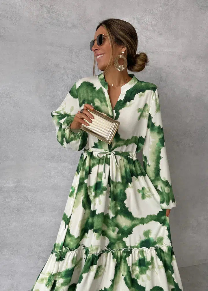Lorie - Grünes langärmeliges Maxikleid mit V-Ausschnitt