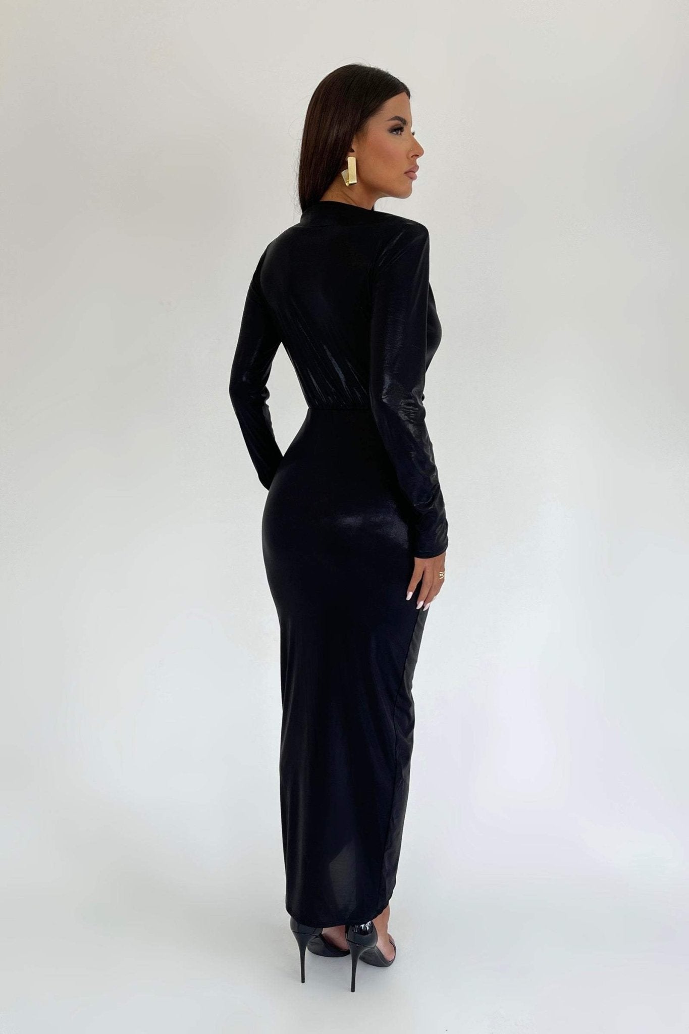 Ailiyah – Metallic-Midikleid mit V-Ausschnitt und Schlitz