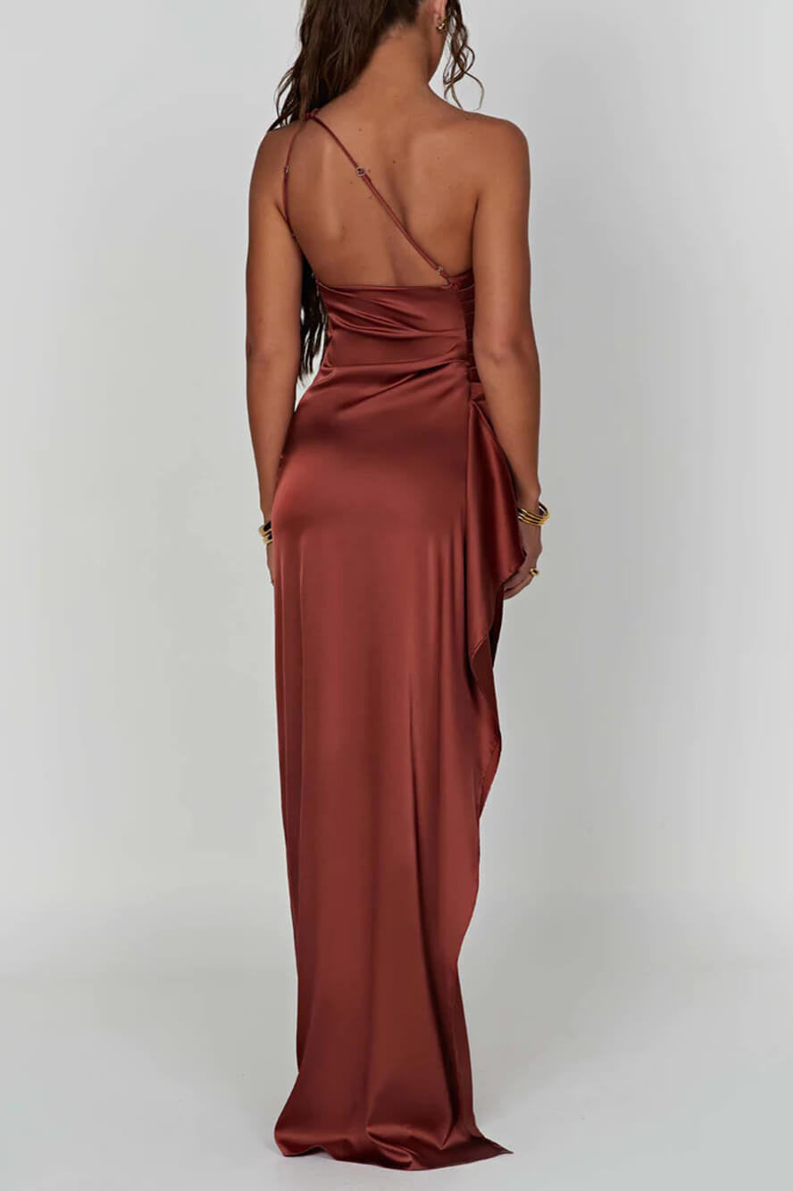 Robe longue en satin avec fente