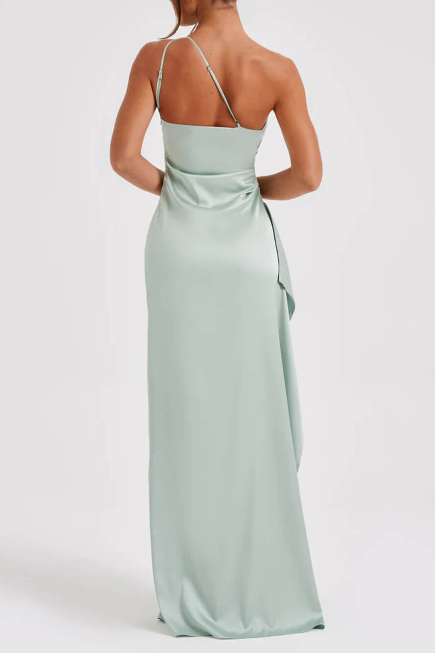 Robe longue en satin avec fente