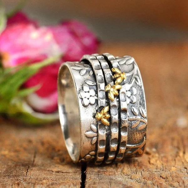 Petite bague fleur abeille 