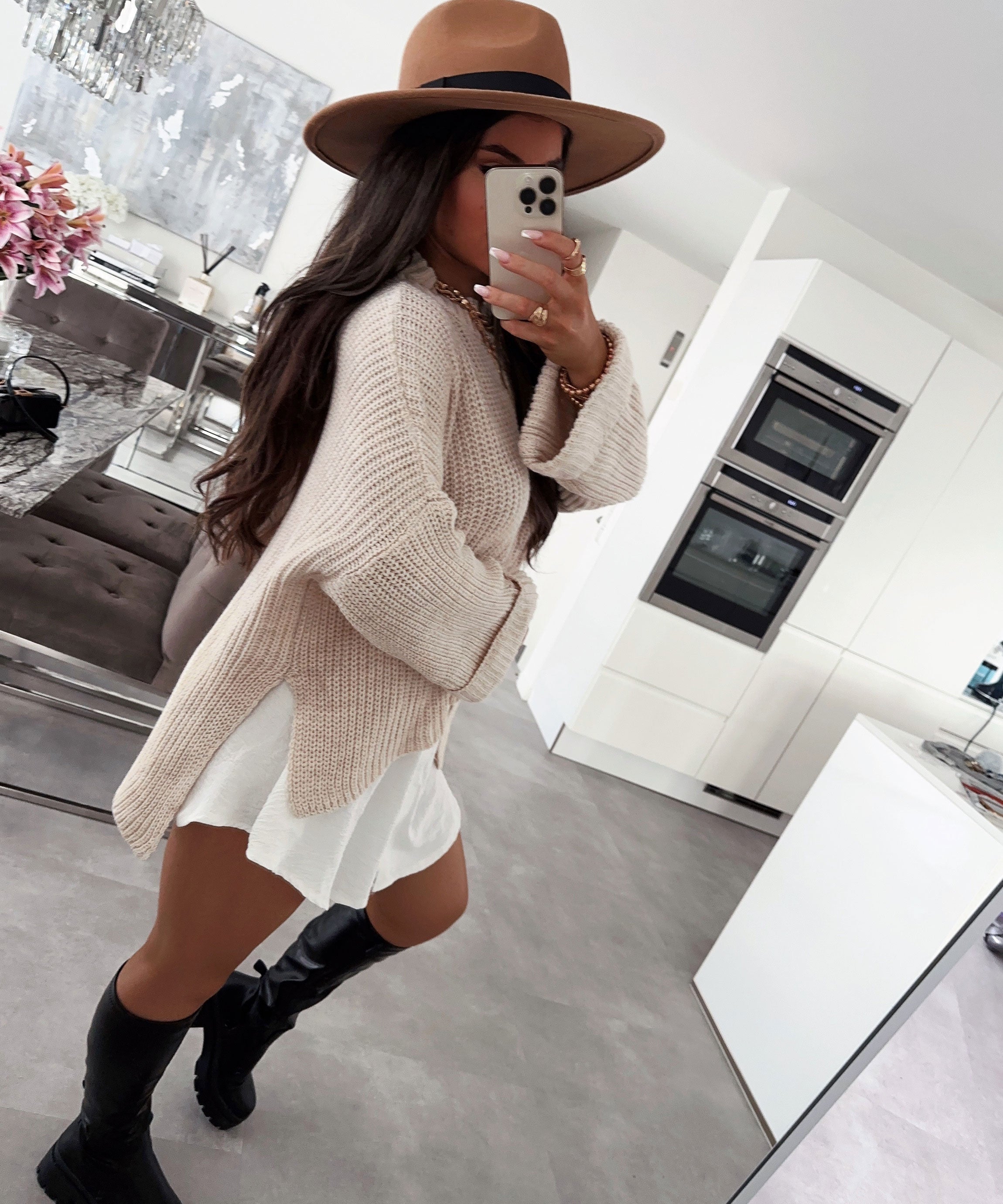 Elsa Short Beige