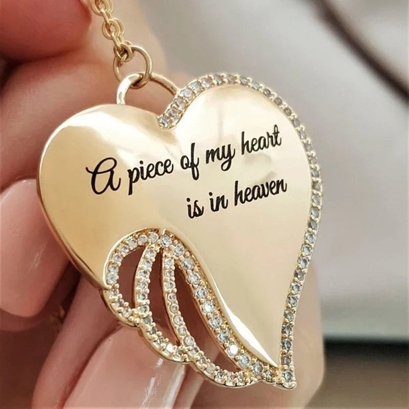 Lara - Collier avec pendentif coeur et strass