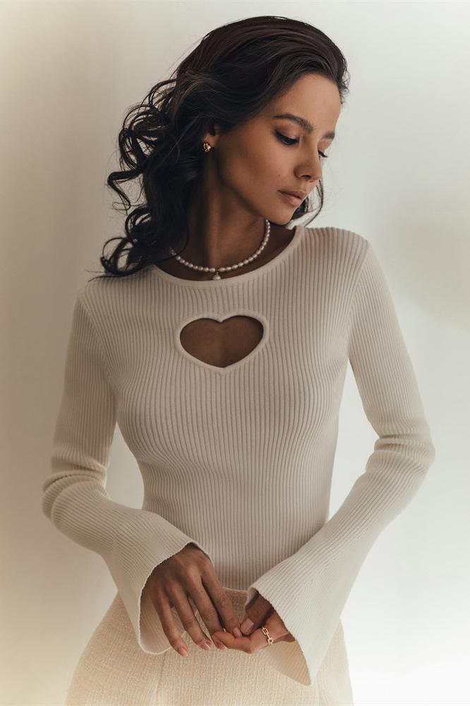 Haut en tricot avec décolleté en cœur