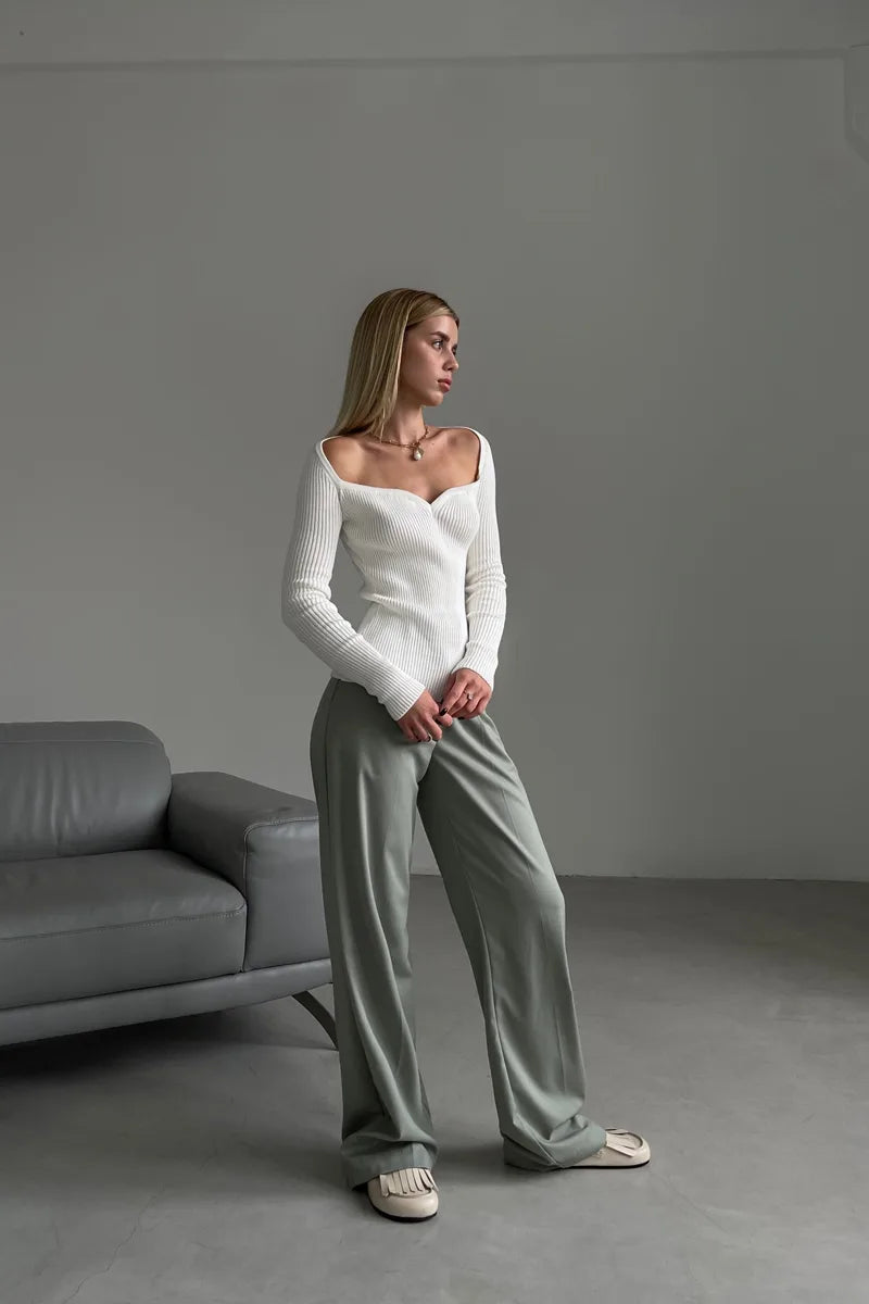Pull femme coupe cintrée couleur Milky