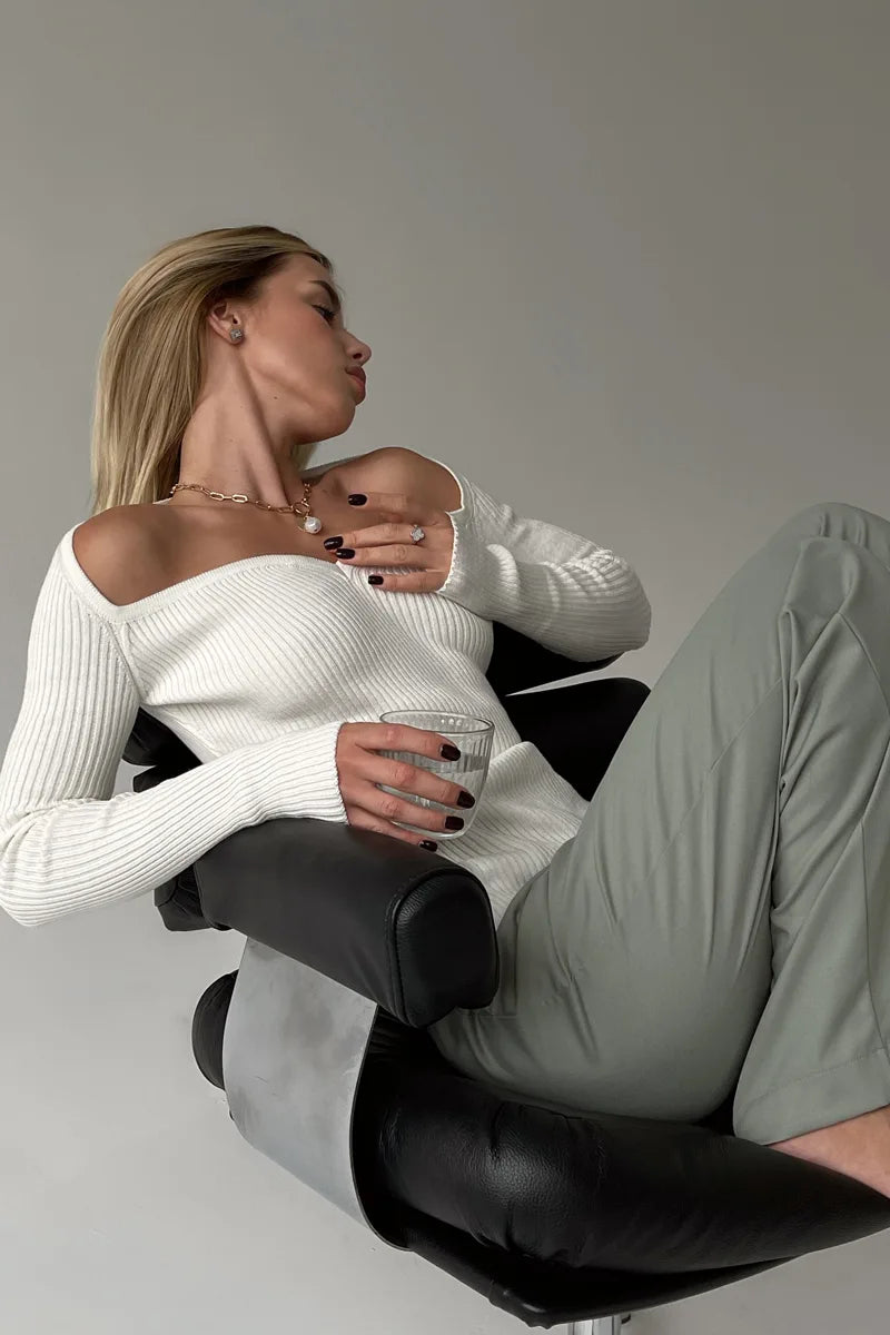 Pull femme coupe cintrée couleur Milky