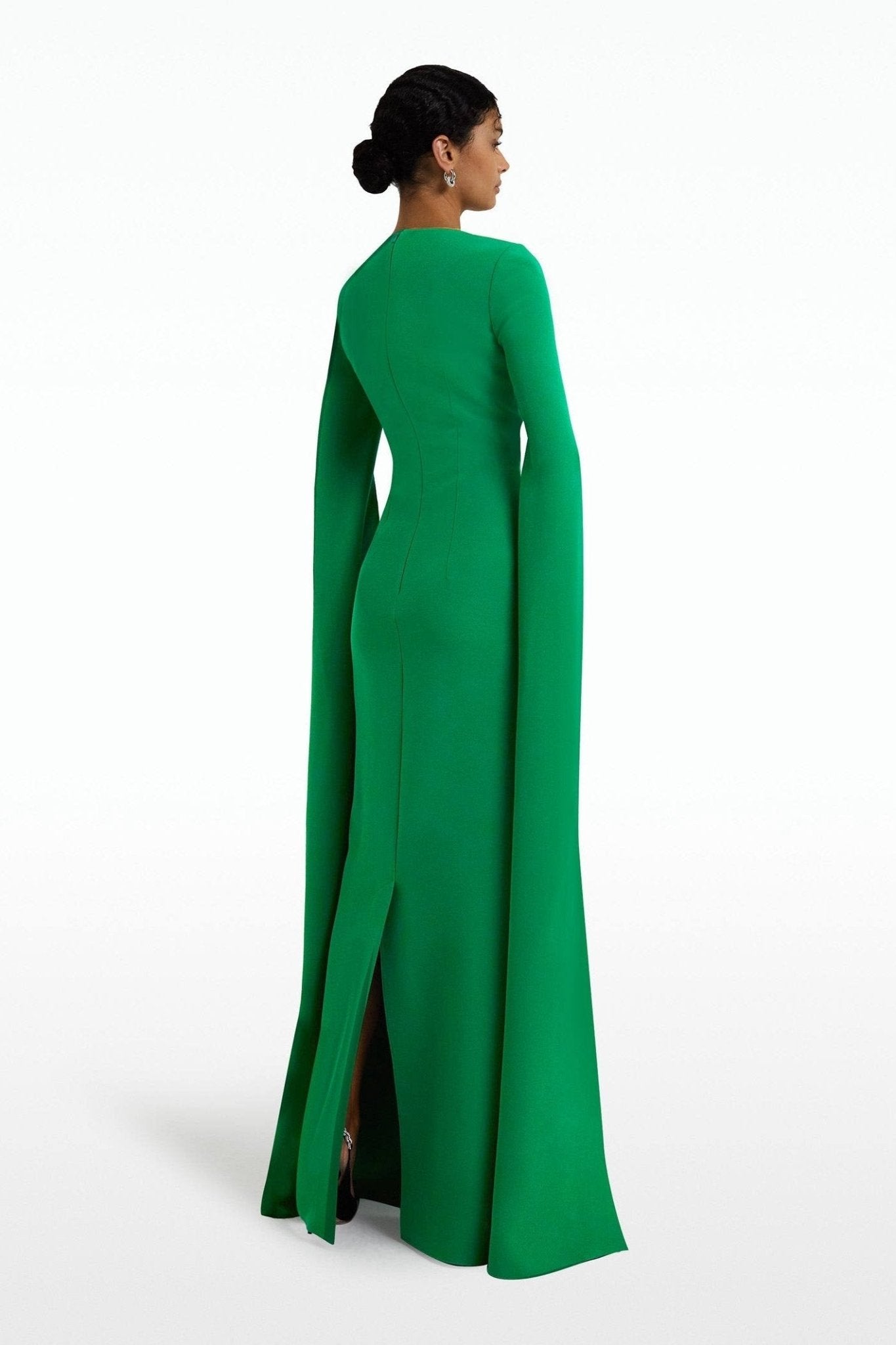 Madge Maxikleid mit spitzem Kragen und langen Ärmeln