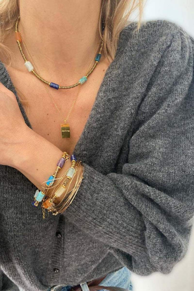 Collier Moira avec pierres aux couleurs contrastées