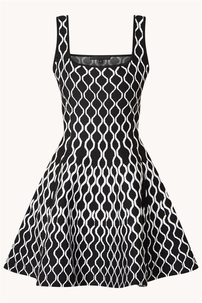 Mona Mini-Strickkleid mit abstraktem Print und eckigem Ausschnitt