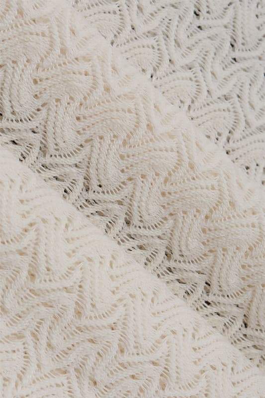 Muriel – Maxi-Strickkleid mit Rüschen und Cut-outs