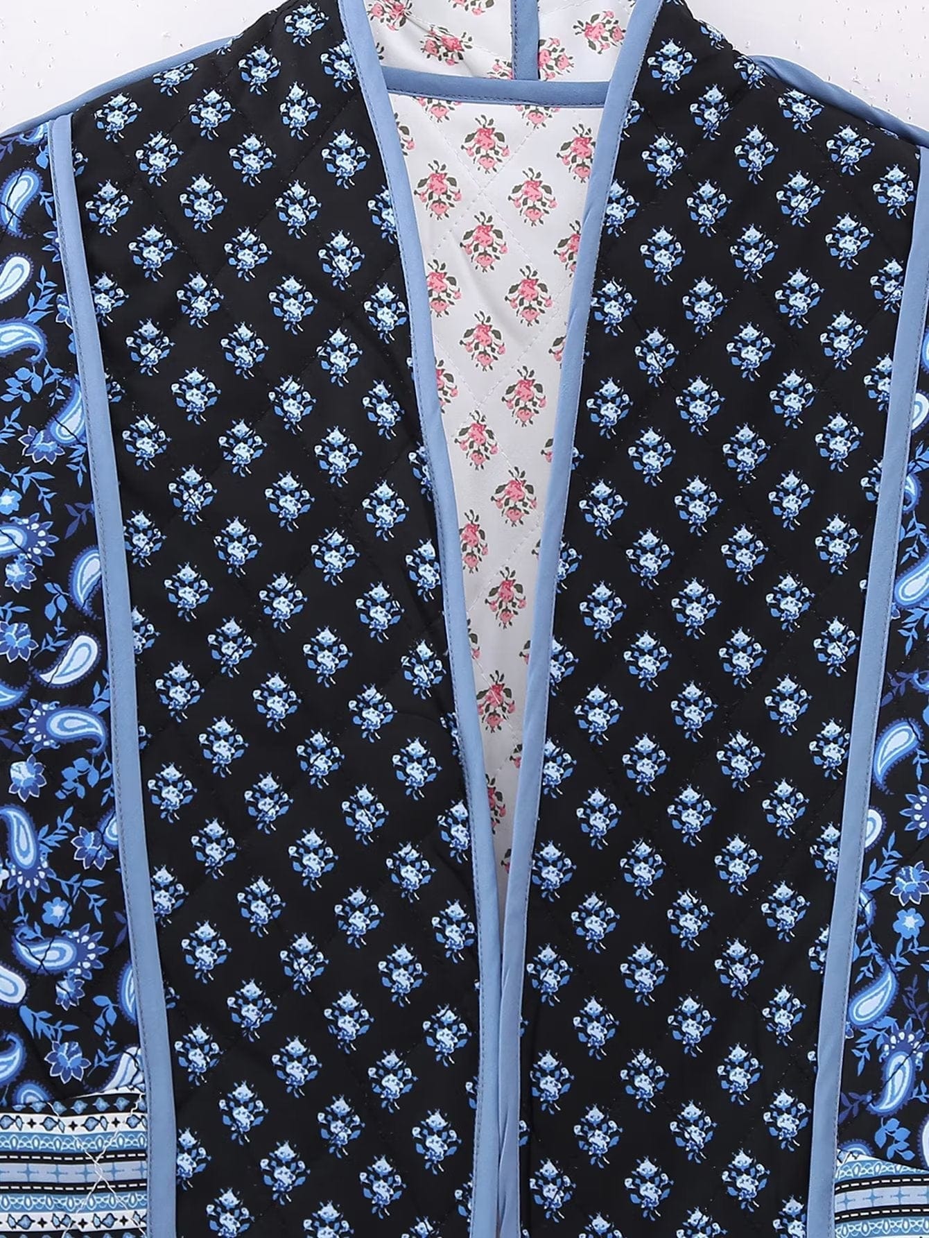 Jacke aus Baumwolle mit Blumendruck