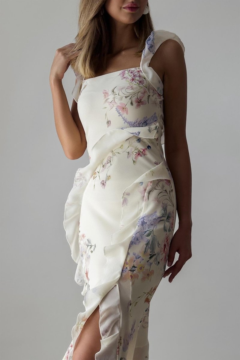 Naomi – Camisole-Midikleid mit Schlitz und Blumenmuster, Rüschenbesatz