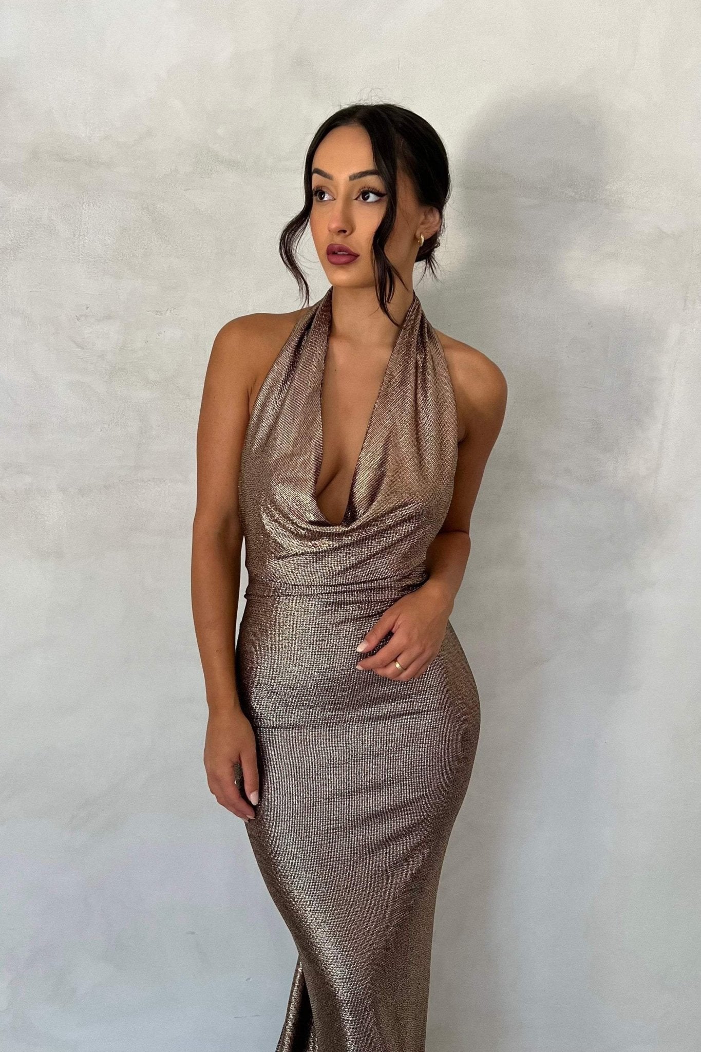 Ophelia Neckholder-Maxikleid mit rückenfreiem Schnitt