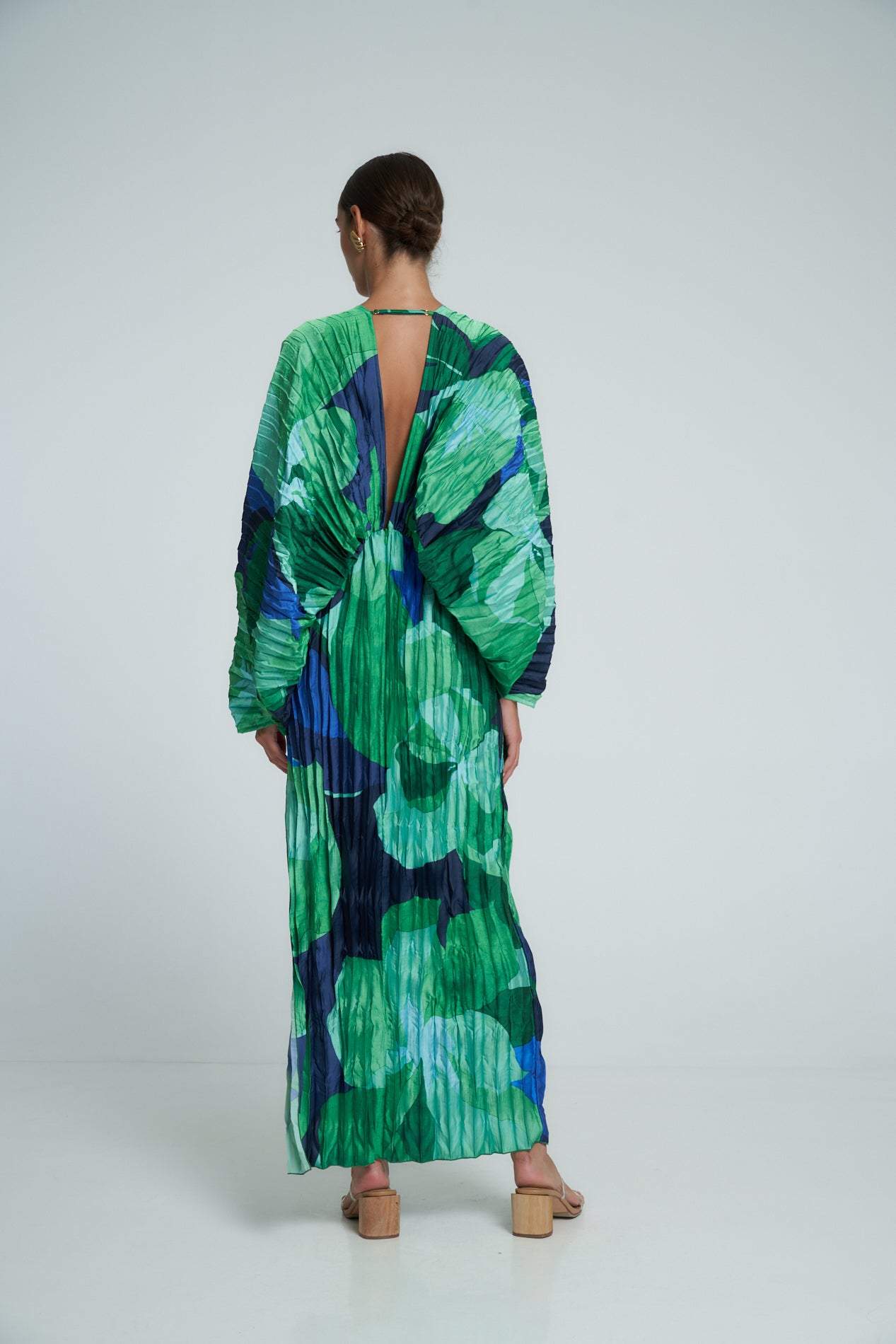 Pamela Bedrucktes, plissiertes Maxikleid
