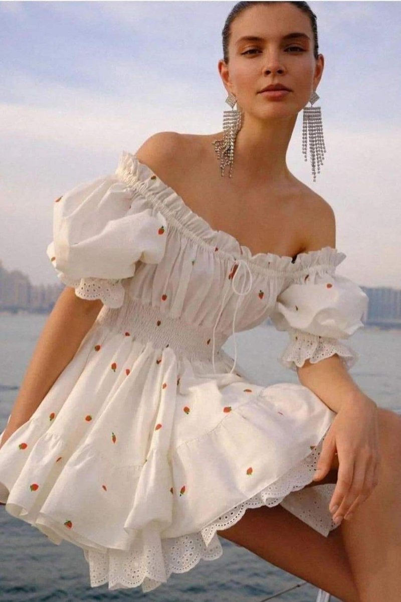 Rebecca – Bedrucktes Minikleid mit Puffärmeln