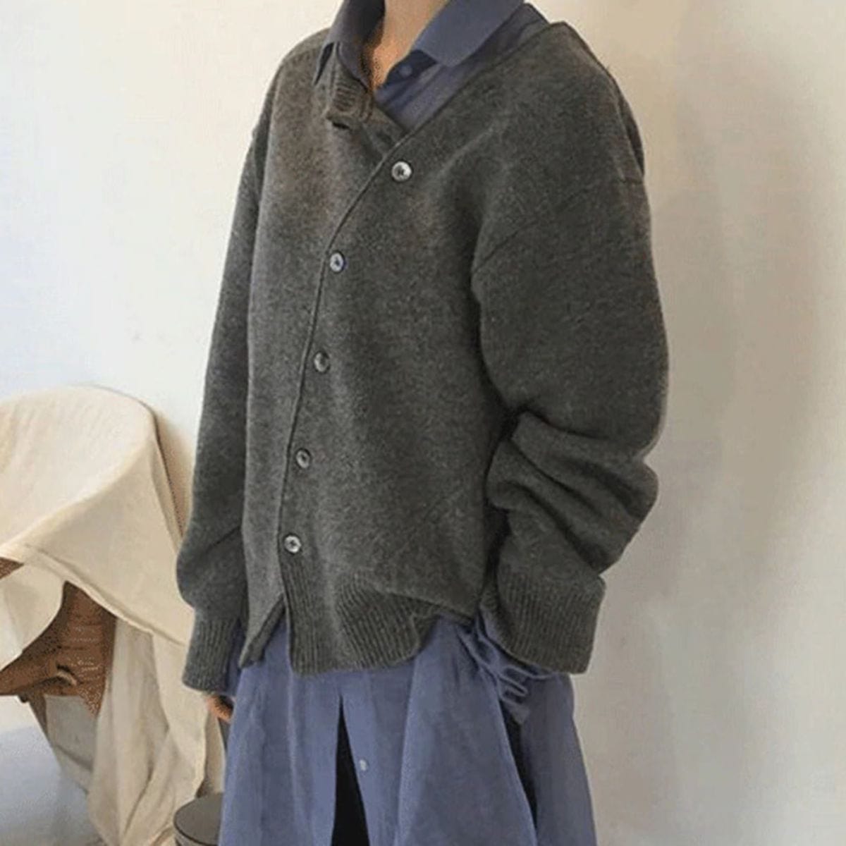 Olivia - Veste confortable en cachemire avec détails boutonnés