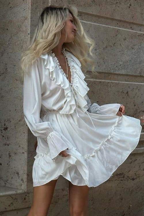 Robe courte à volants et col en V Sharon